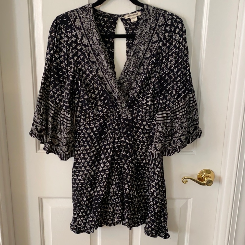 Billabong black and white pattern dress, size medium